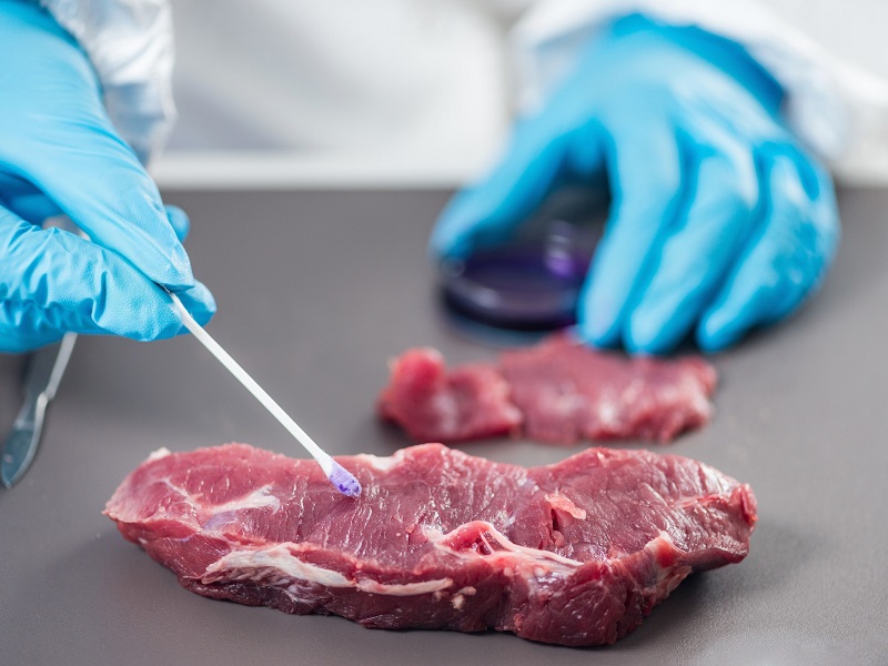 Роспотребнадзор:   «О контроле за качеством и безопасностью мясной  и куриной продукции» в 2023 году.