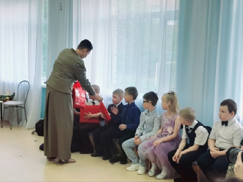 24 мая детский сад «Гусельки» на улице Садовой проводил 30 выпускников.