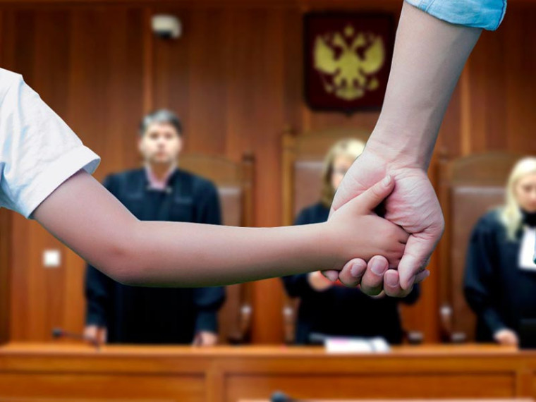 С учетом заключения прокуратуры района Шекснинский районный суд восстановил мать в родительских правах в отношении десятилетнего сына.