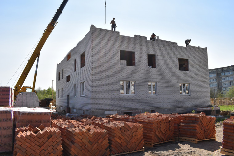 Строительство многоквартирных домов в рамках реализации программы переселения граждан из аварийного жилья.